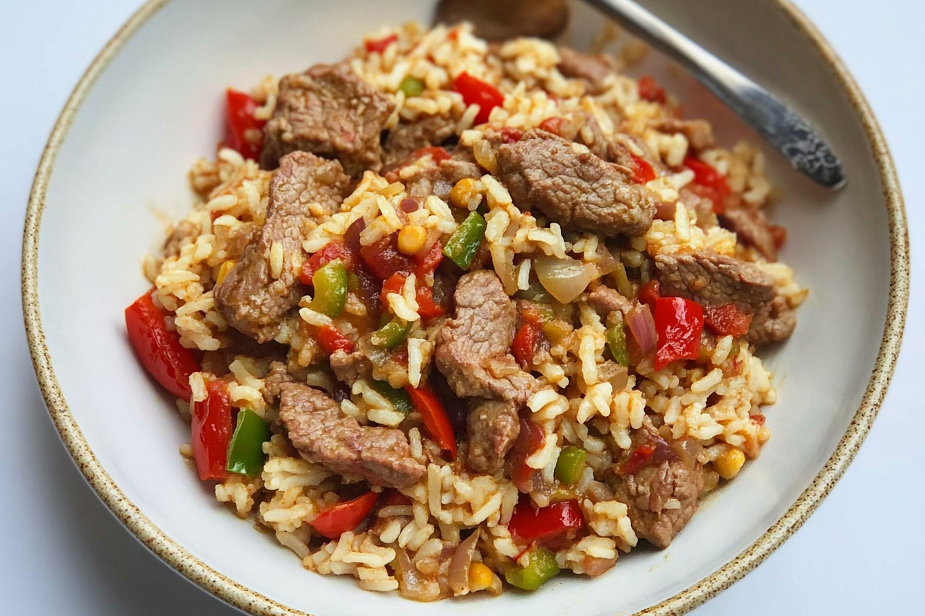 Arroz com Carne e Pimentões