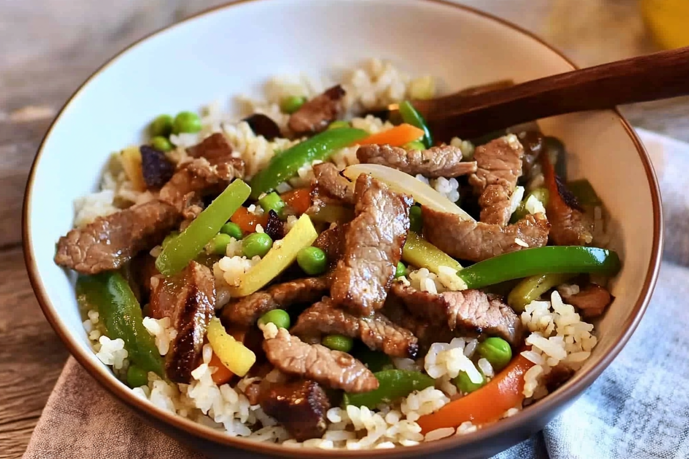 Salteado de arroz com verduras